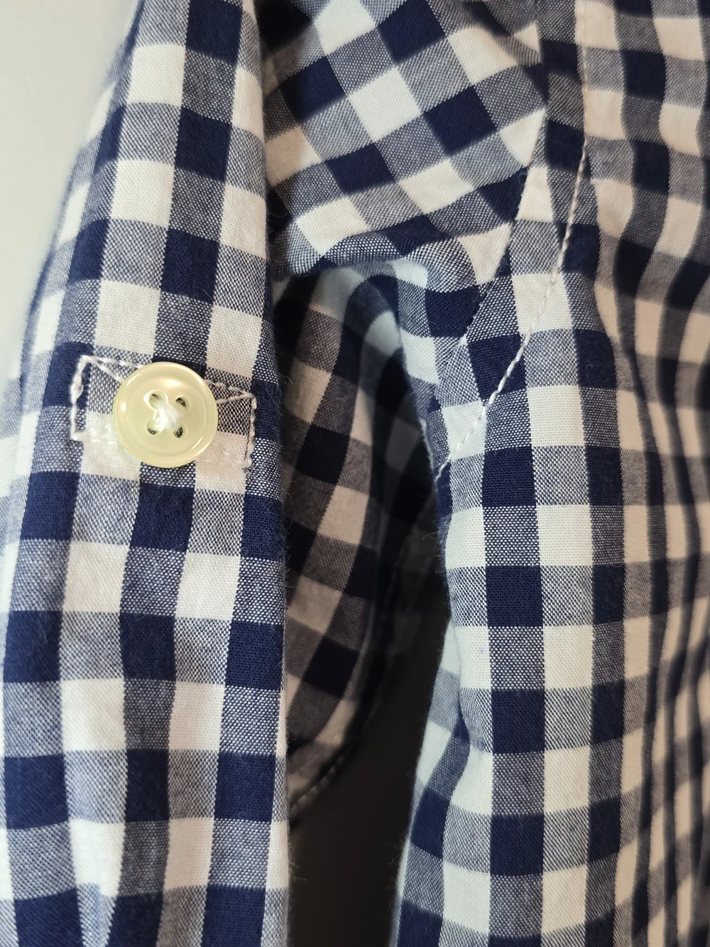 GAP button down